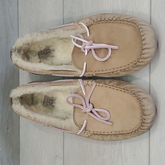 Ugg Australia Women Classic Insulated lined Loafer Slip on shoes sz 10 - Picture 3 of 14